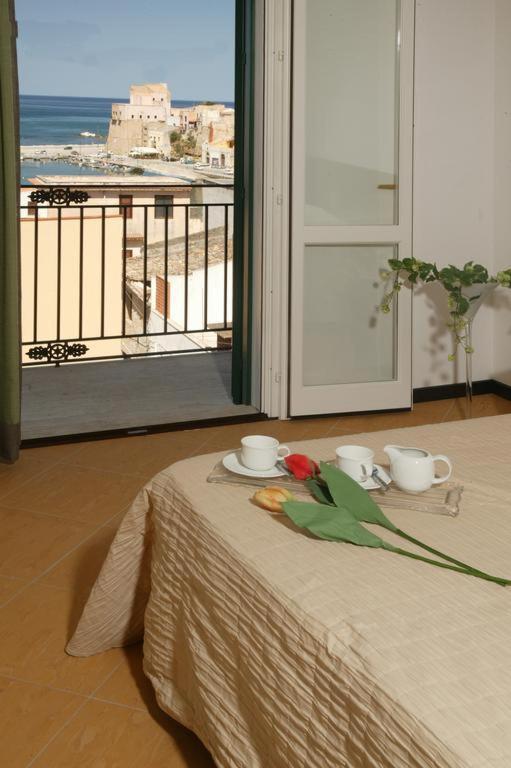 Castellammare Smart Rooms Castellammare del Golfo Eksteriør billede