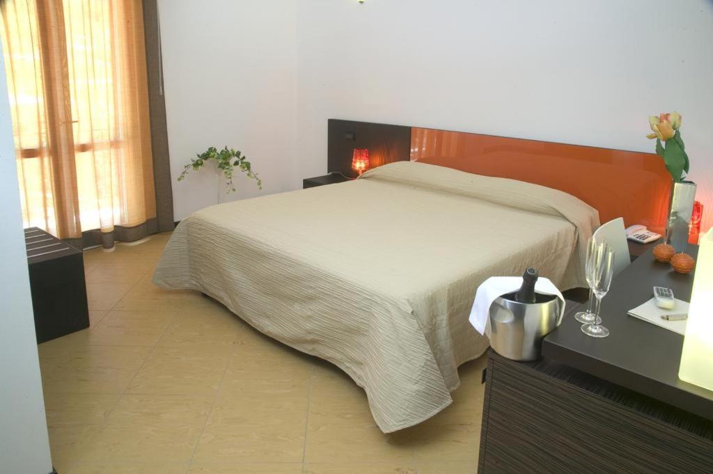 Castellammare Smart Rooms Castellammare del Golfo Eksteriør billede